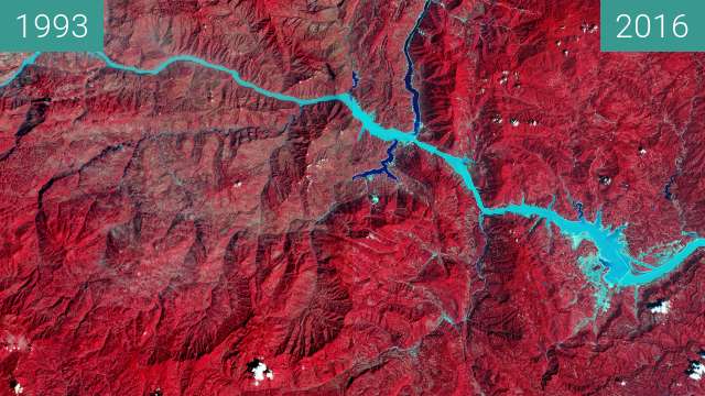 Before-and-after picture of The Three Gorges Dam on the Yangtze River between 1993-Sep-24 and 2016-Aug-22